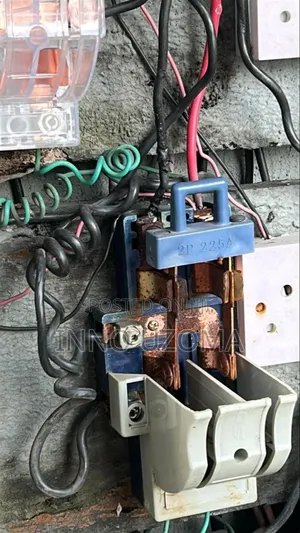 Professional Electrician ,Light Fittings and House Wiring