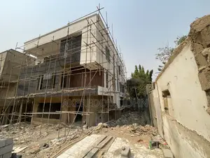 5bdrm Duplex in Utako for sale