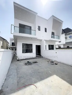 4bdrm Duplex in A Well Secured, Chevron for sale