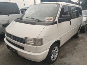 Volkswagen Transporter 2004 White