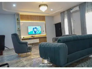 Luxury 3 Bedroom in Serene Estate