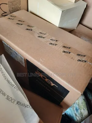 Acer Projector 4000 Ansi Lumens