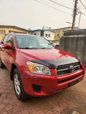 Toyota RAV4 2010 Red