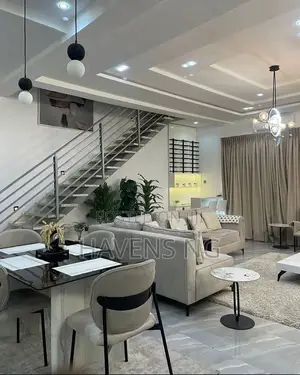 Luxury 2-Bedroom Maisonette (Shortlet)