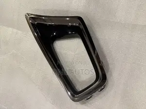Toyota Urban Cruiser Fog Lamp Cover