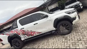 Adventure Hilux Body Sticker and Pickups
