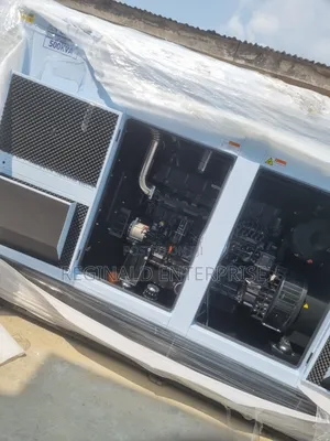 500kva England Perkins Soundproof Diesel Generator