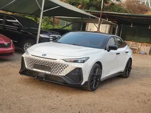 New Changan UNI-V 2.0 Petrol FWD 2024 White