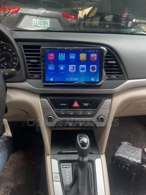 Hyundai Elantra 2018 Navigation With Reverse Camera