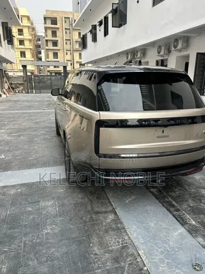 Land Rover Range Rover Sport P400 SE Dynamic 4WD 2023 Gold