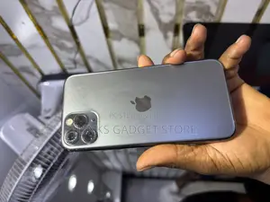 Apple iPhone 11 Pro 64 GB Gray