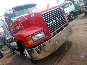 C H Mark Truck 2004 Red
