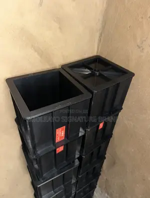 Plastic Concrete Cube Mold