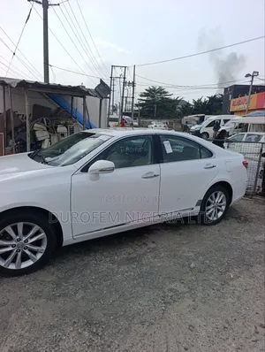 Lexus ES 350 2011 White