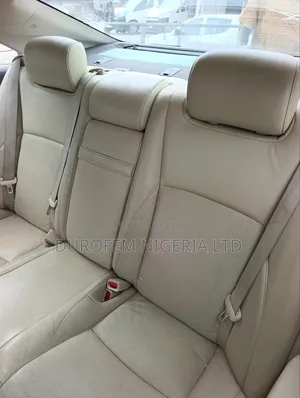 Lexus ES 350 2011 White