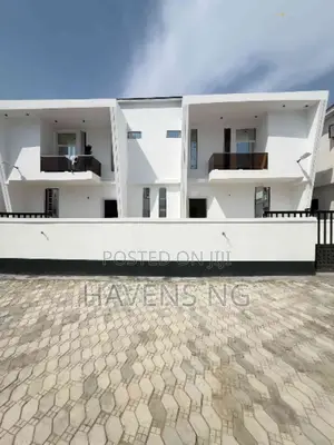 4bdrm Duplex in Ikota for sale