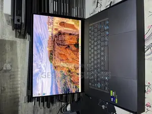 Laptop Asus ROG Zephyrus G16 16GB Intel Core Ultra 7 SSD 512GB