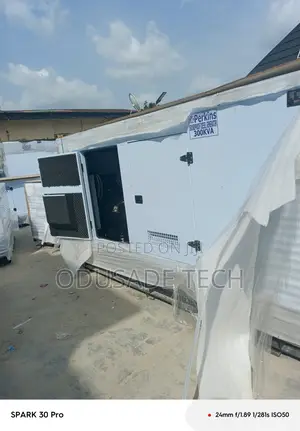 Perkins 300kva Soundproof Gen