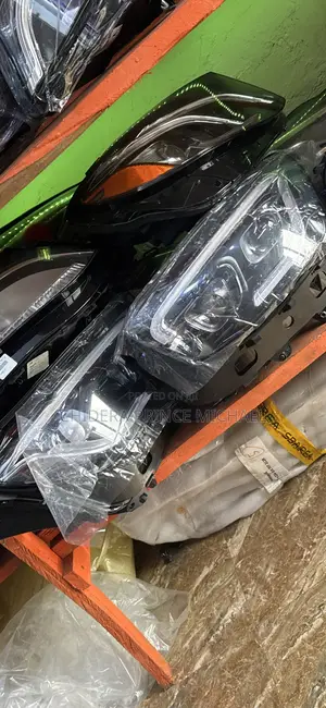 Headlights for Glc300 Eroupe W253 2020/2022
