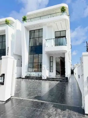 5bdrm Duplex in Lekki Phase 2 for sale