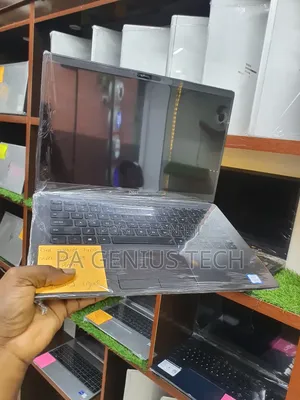 Laptop Dell Latitude 7400 8GB Intel Core i5 SSD 256GB