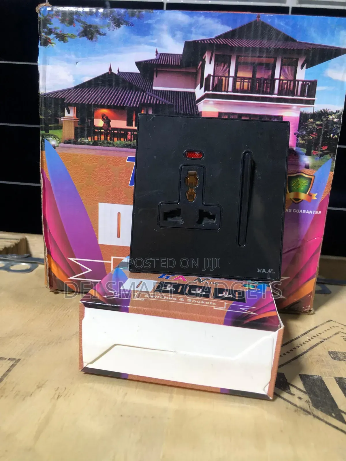 13a Multi Switch Socket With Light
