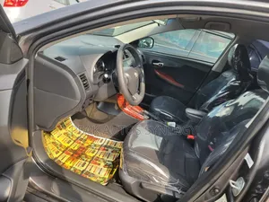 Toyota Corolla S Special Edition 4dr Sedan (1.8L 4cyl 4A) 2013 Gray