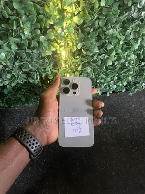 Apple iPhone 15 Pro 128 GB Silver