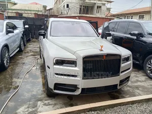 Royce Rolls Cullinan for Rent/ Hire