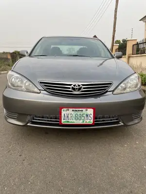 Toyota Camry 2006 Gray