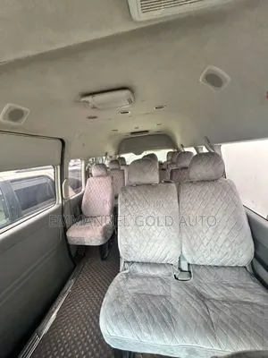 Toyota HiAce 2014 White