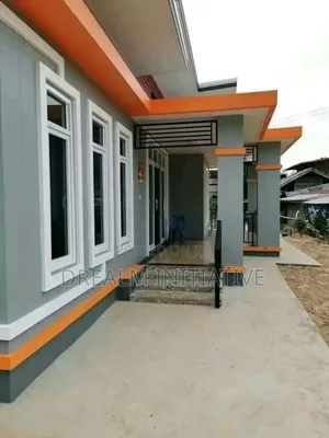 Professional House Painting Wall Screeding - Premium Finish
