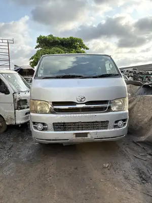 Toyota HiAce 2009 Grey