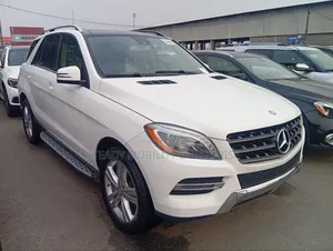 Mercedes-Benz M Class ML350 4dr SUV (3.5L 6cyl 7A) 2015 White