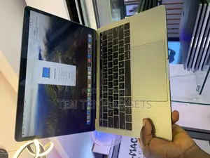 Laptop Apple MacBook Pro 2019 16GB Intel Core i7 SSD 256GB