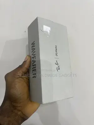 Brand New Apple Rayban Meta Glass (Wayfarer) Original