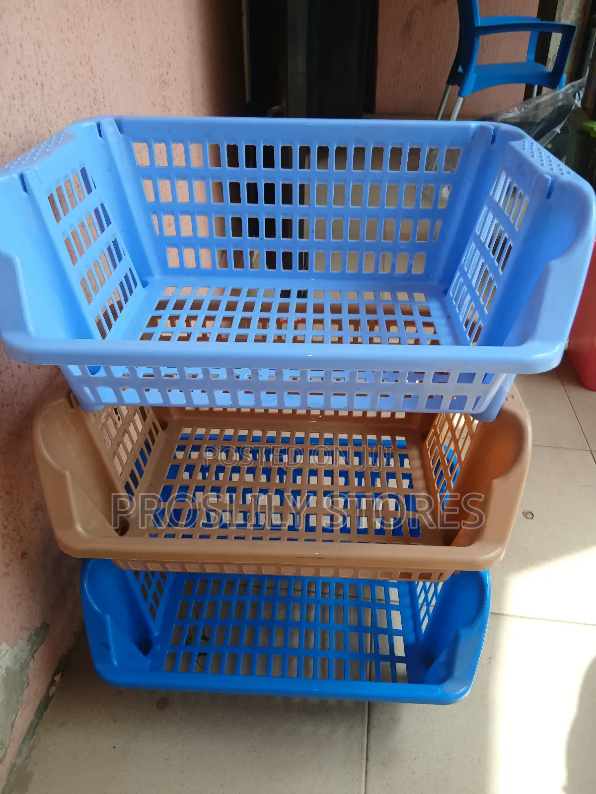 Stowage Plastic Basket 3steps