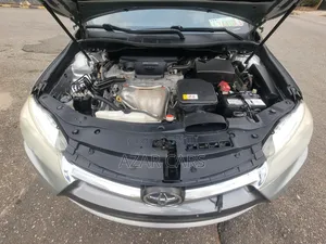Toyota Camry SE 4dr Sedan (2.5L 4cyl 6A) 2016 Gray