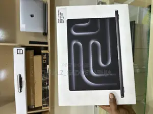 Laptop Apple MacBook Pro 2024 M4 Pro 24GB Apple M4 Pro SSD 512GB