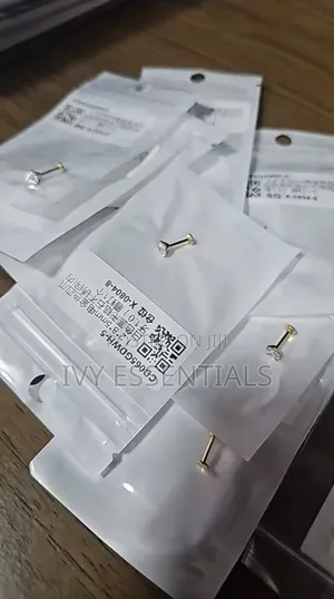 Set Nose Studs