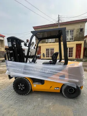 3.0tons Diesel Forklift - Isuzu Engine
