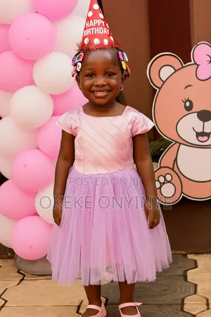 Tulipsleves Terferta Party Dress