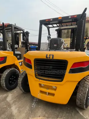 5.0tons Heavy Duty Diesel Forklift