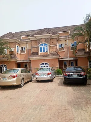 2bdrm Duplex in Ikolaba Estate, Bodija for rent