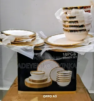 18 Pieces Dinner Set