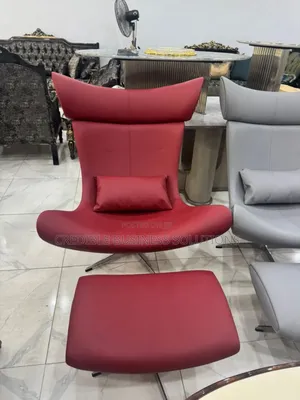 Luxury Rocking/Relaxing Chair and Footrest