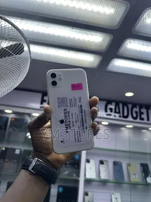 New Apple iPhone 11 64 GB Black