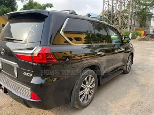 Lexus LX 570 (5 seats) AWD 2016 Black