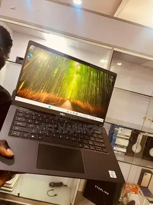 Laptop Dell Latitude 7410 16GB Intel Core I7 SSD 256GB