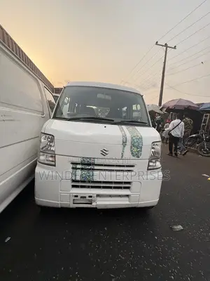 Suzuki Every 2012 White